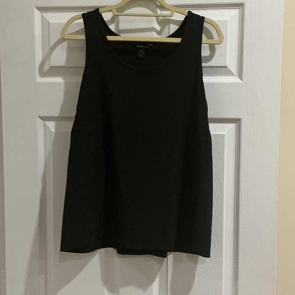 Athleta Casual Black lightweight Tank Top flare at bottom - like new LG